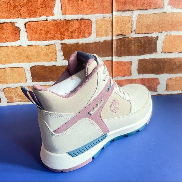 Timberland Women's Field Trekker Mid Light White Nubuck Hiking Shoe - Picture 3 of 7